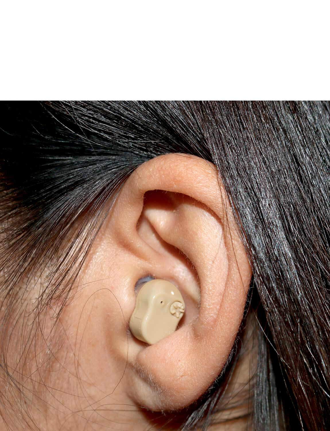 Micro InEar Hearing Amplifier Chums