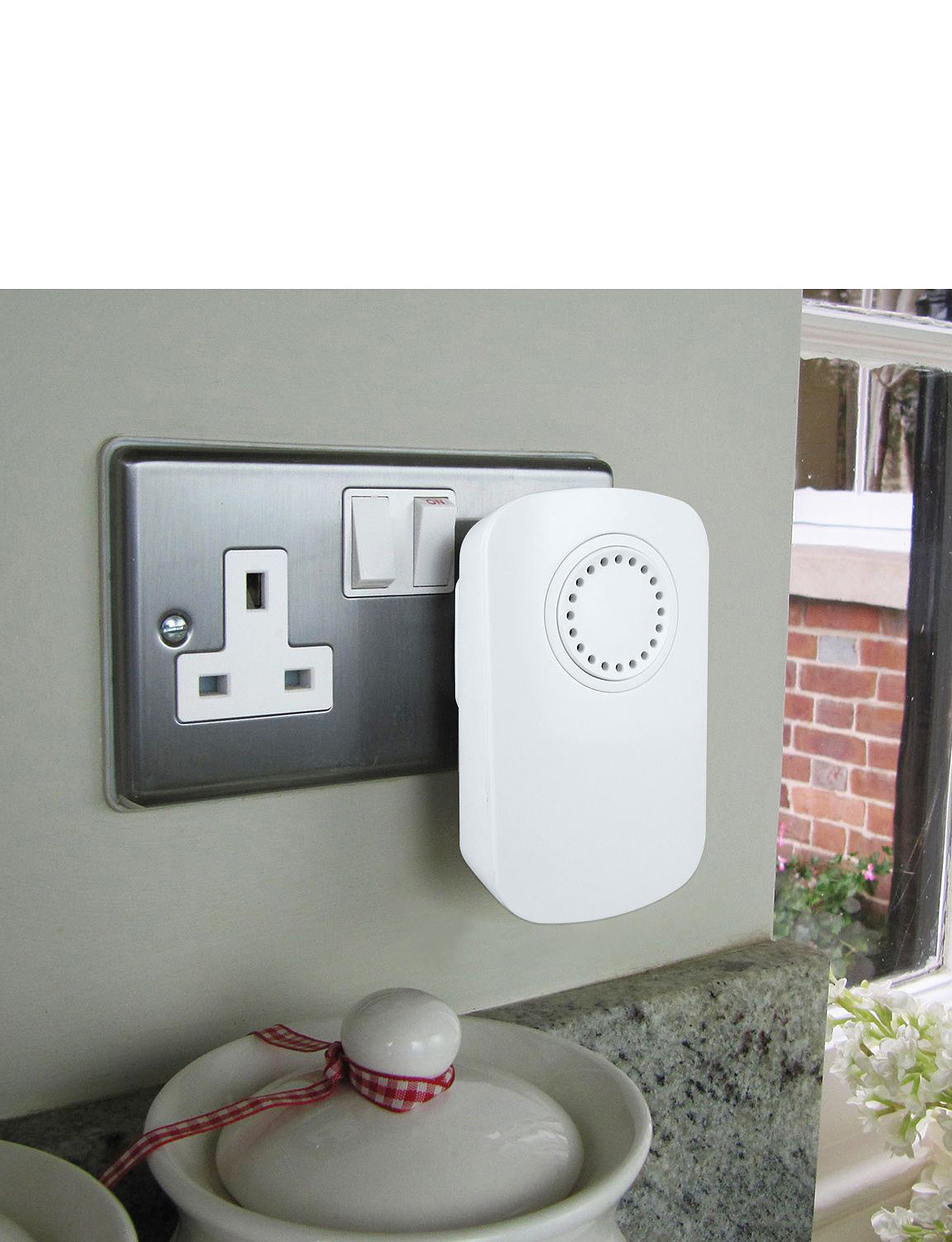 Plug In Wireless Door Chime With Free Extra Sounder Chums