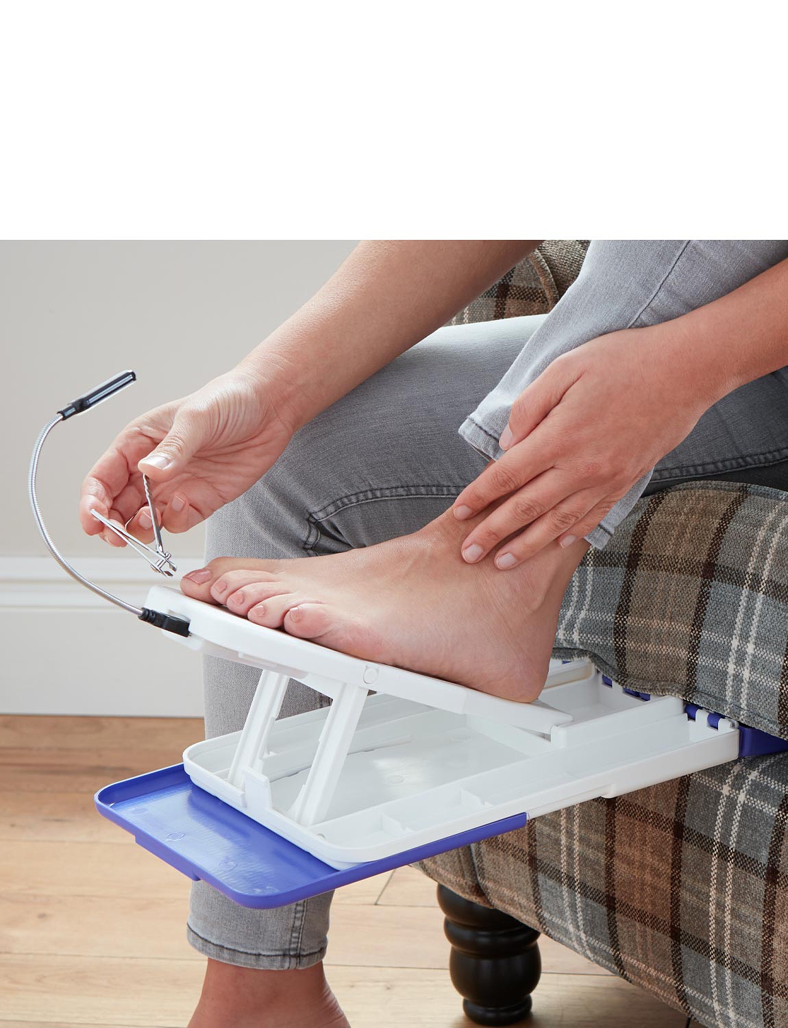 Easi Pedi Toenail Cutter Chums