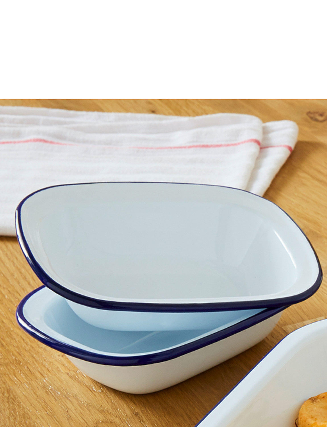 Enamel Set Of Pie Dishes From Falcon Chums