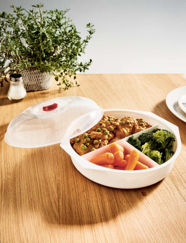 Sectioned Microwaveable Casserole Dish