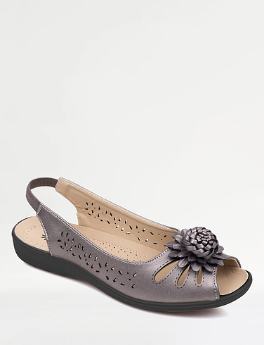 Best shoes sales for older women