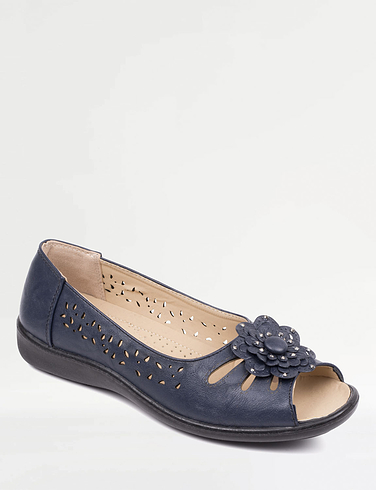 Older Ladies Comfort Shoes & Loafers - Chums