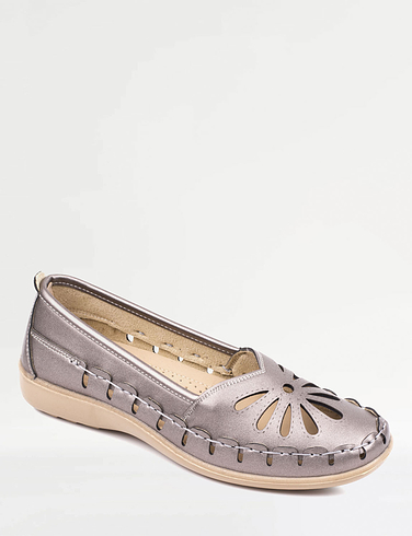 Older Ladies Comfort Shoes & Loafers - Chums