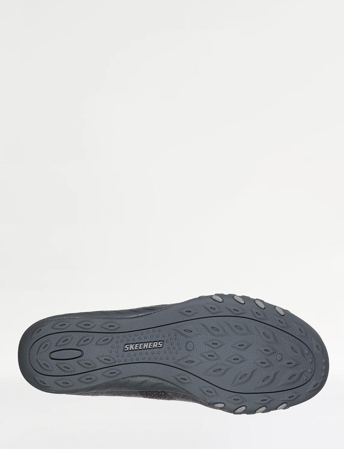 skechers breathe easy slipper