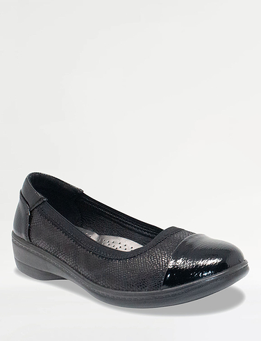Dr Lightfoot Wide E Fit Patent Trim Shoe