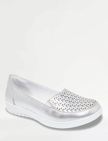 wide fit shoes for older ladies