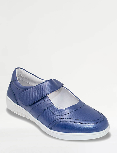 wide fit shoes for older ladies