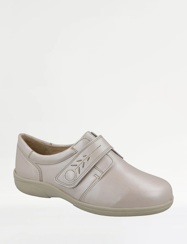 Womens Wide Fit DB Rory Shoes, Beige / 7 / 6V (6E - 8E)