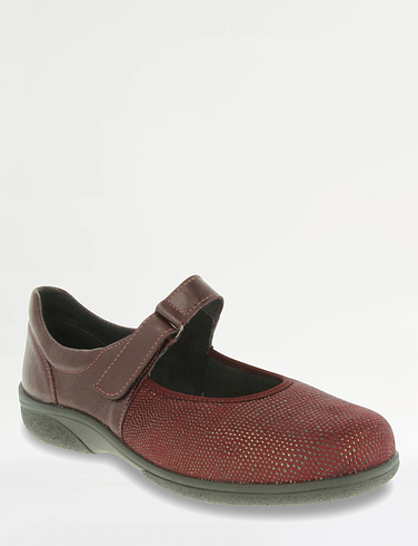 DB Shoes Wide 6V Roberta Shoe