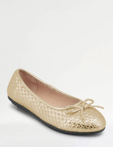 Basket Weave Ballerina EE Fit Pump