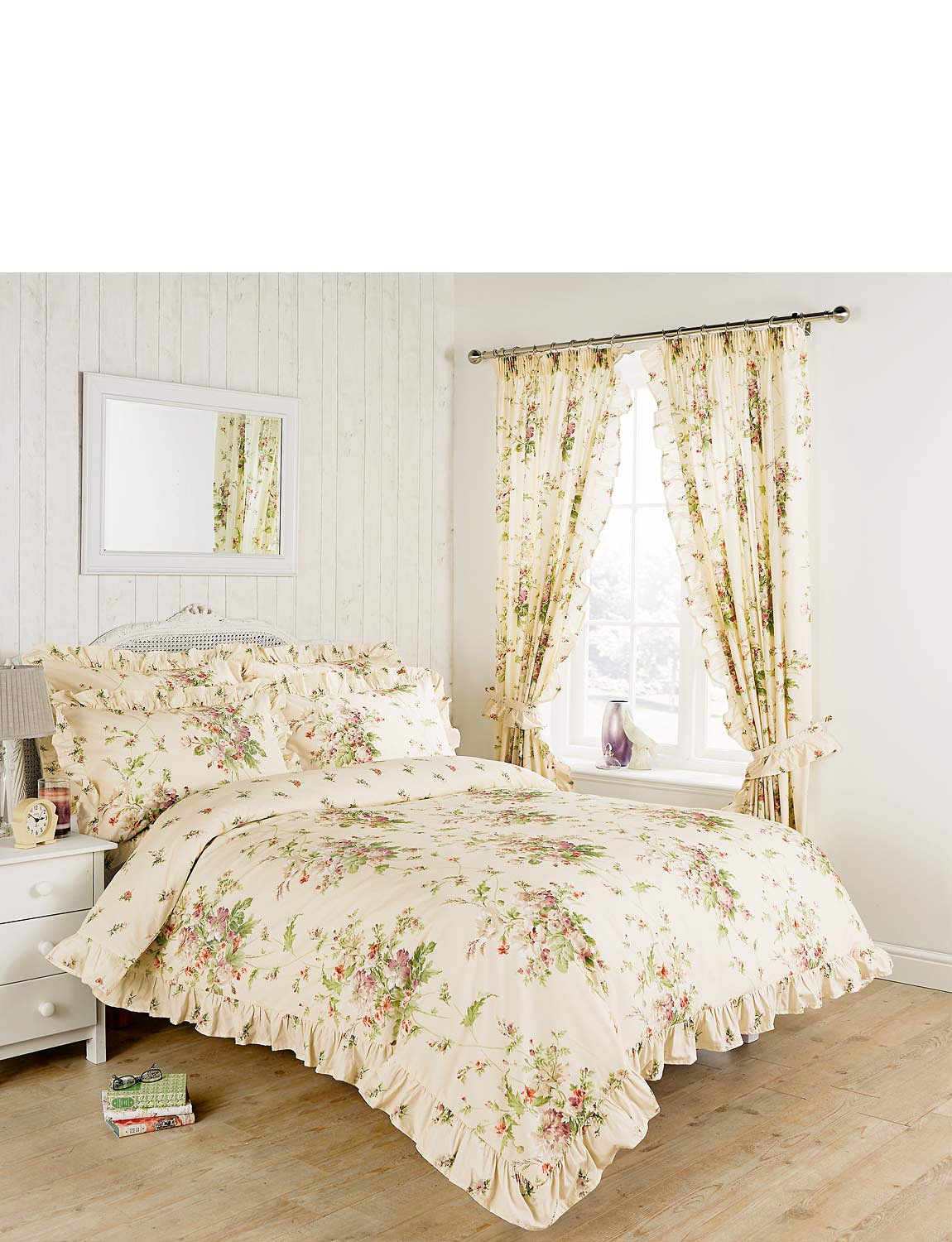 Madeleine Bedding Collection By Vantona Chums