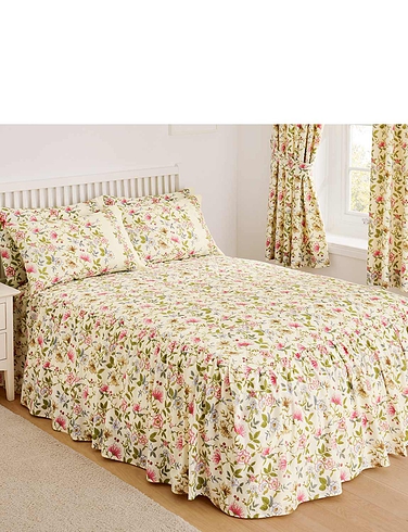 Cottage Garden Quilted Bedspread by Vantona