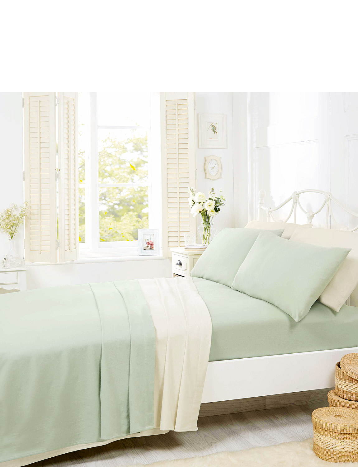 Belledorm Supersoft Plain Dyed Flannelette Fitted Sheet Chums