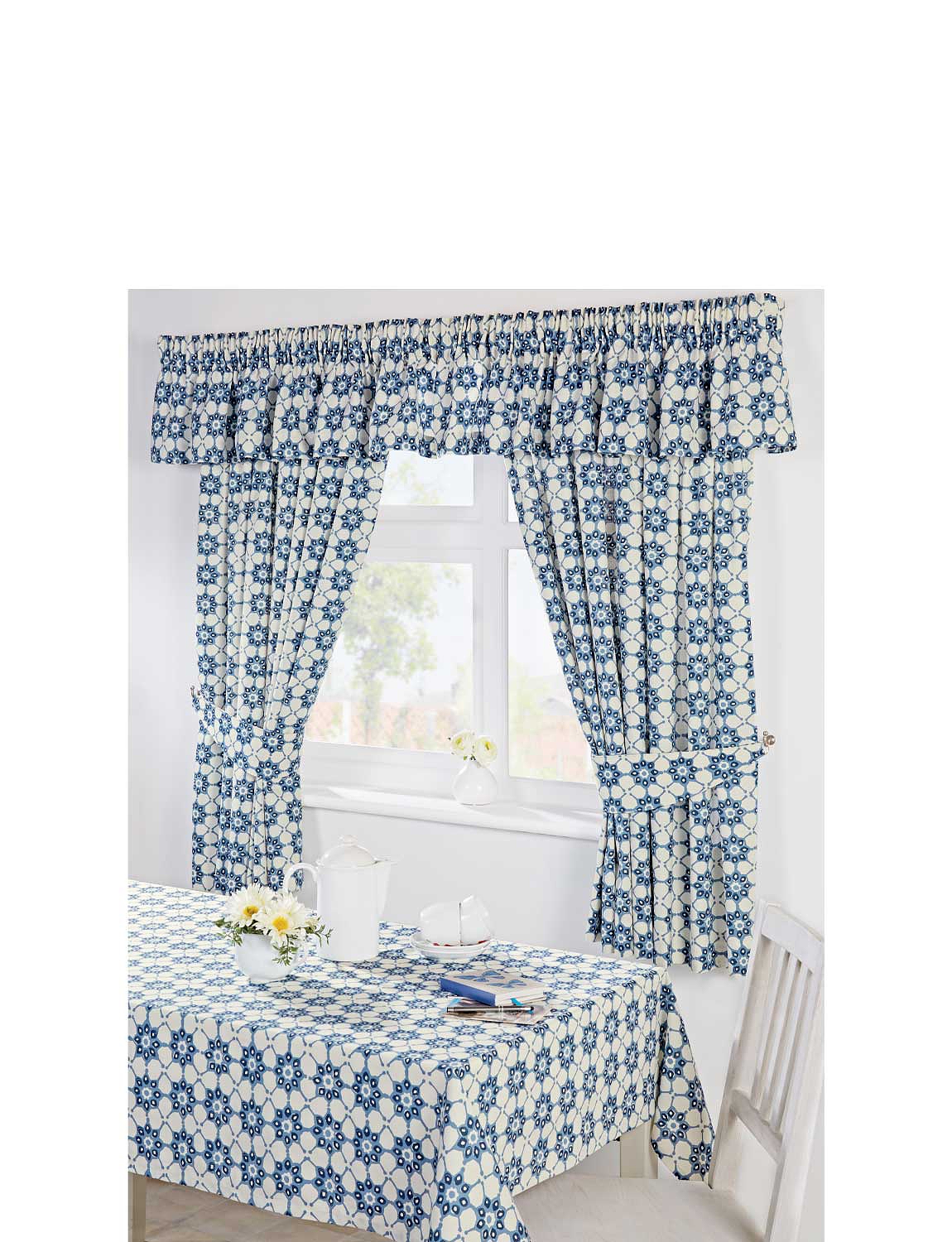 Katie Kitchen Curtains Chums