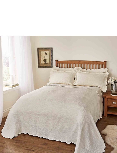 Nicola Jacquard Throwover Bedspread
