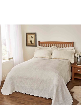 Nicola Jacquard Throwover Bedspread