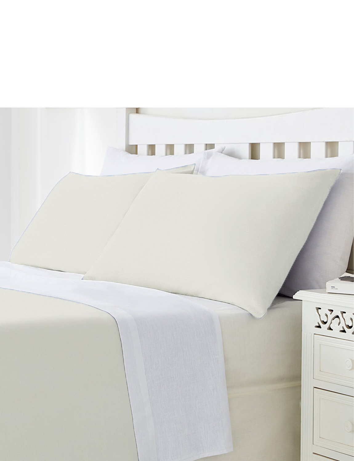 Plain Poly Cotton Pillowcases Chums