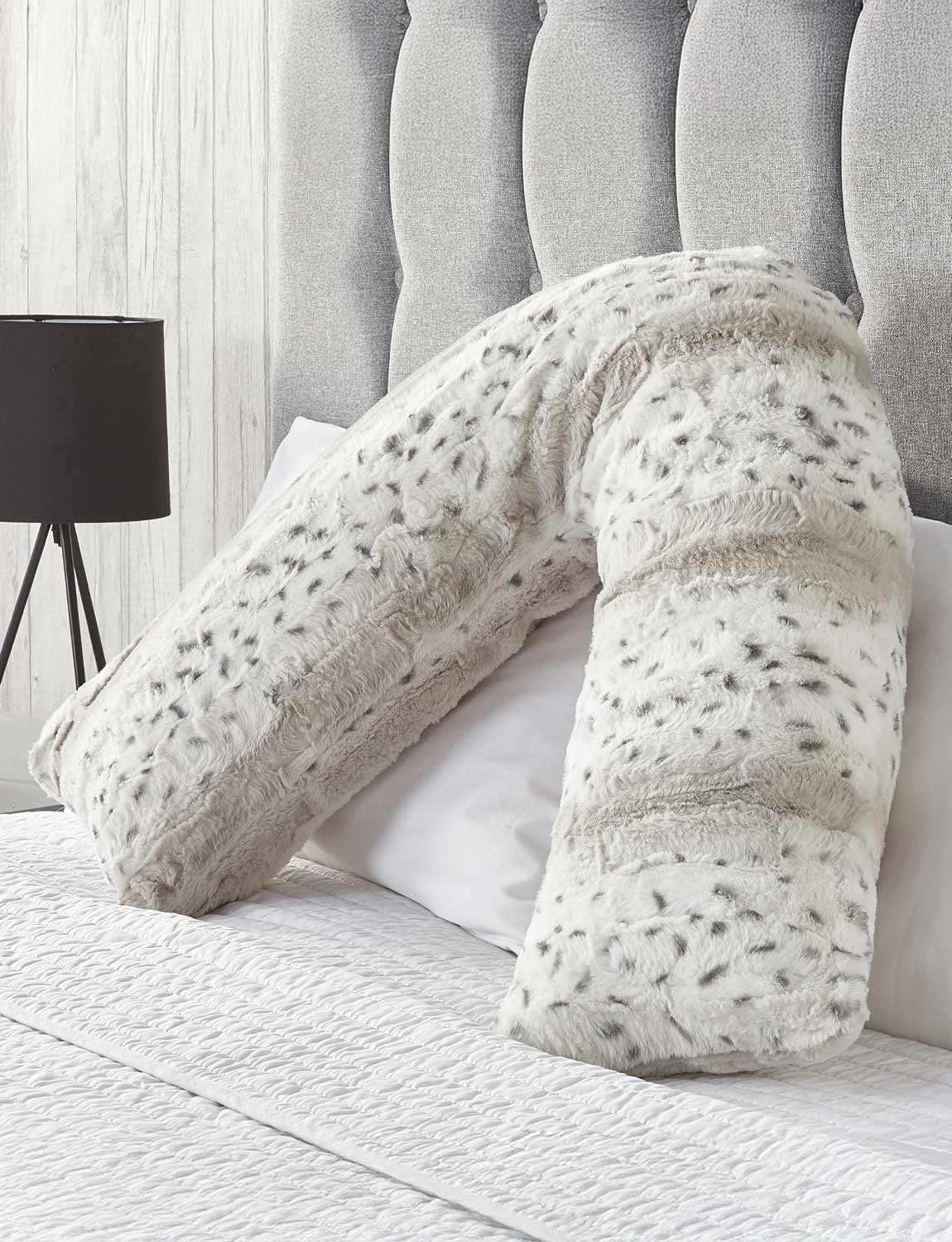 Downland Snow Leopard V Pillow Chums