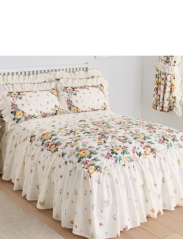 English Flowers Quilted Bedspread