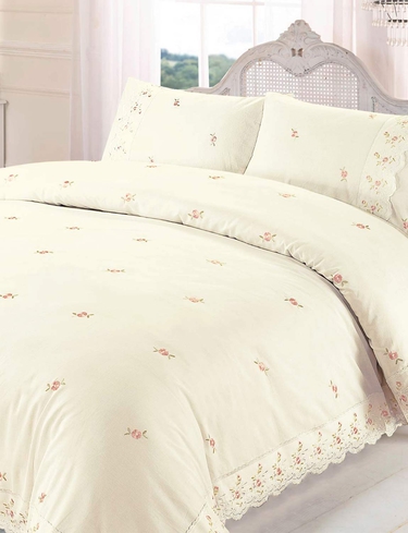Sophie Embroidered Quilted Bedspread