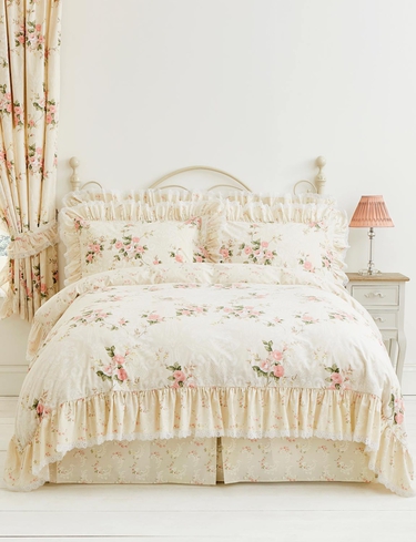 Charlotte Quilt Cover Set